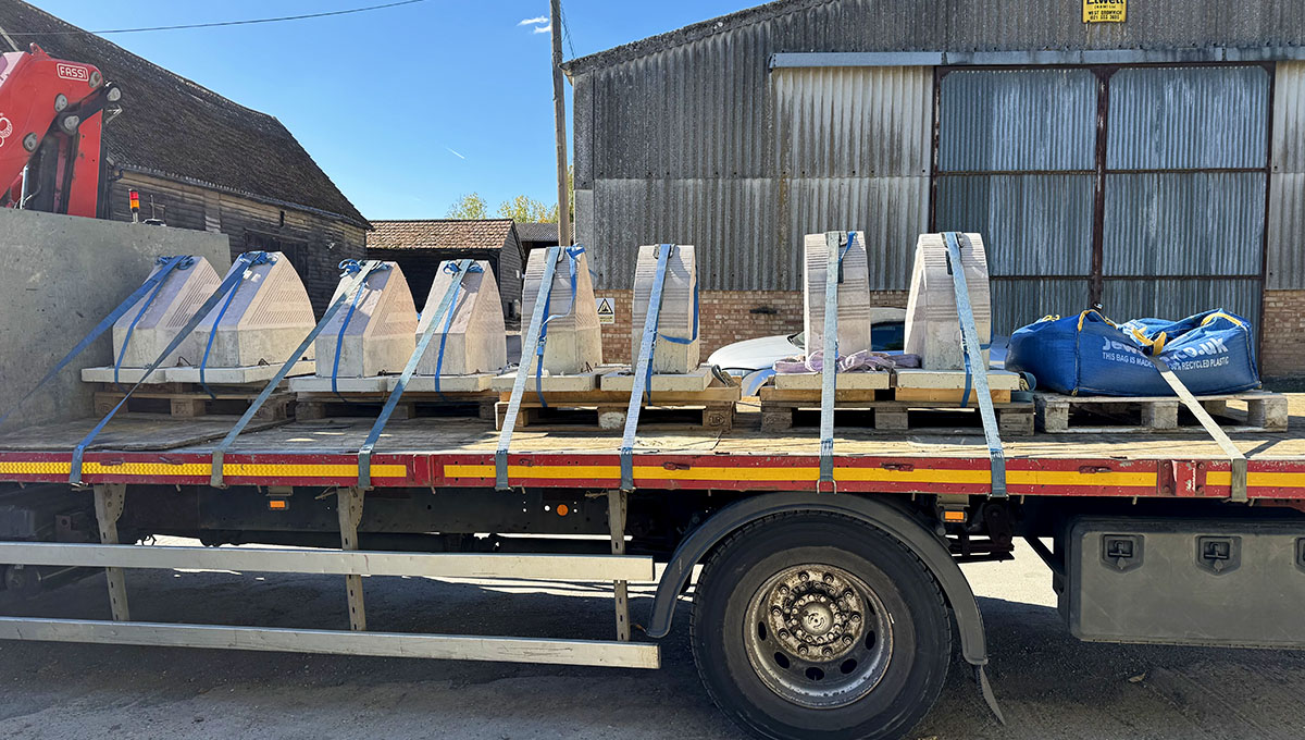 Visual-Precast-Concrete--Artwork-Harps--Loaded-for-delivery-01